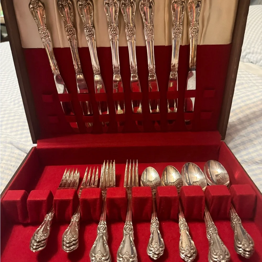 Ornate Silver-Plated Flatware Set - Elegant Floral Handle Design
